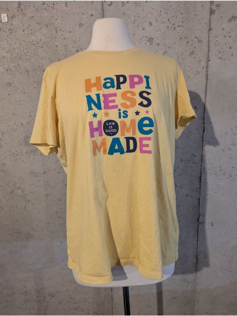 Life Is Good XL Yellow T-Shirt Happiness Is Homemade Graphic